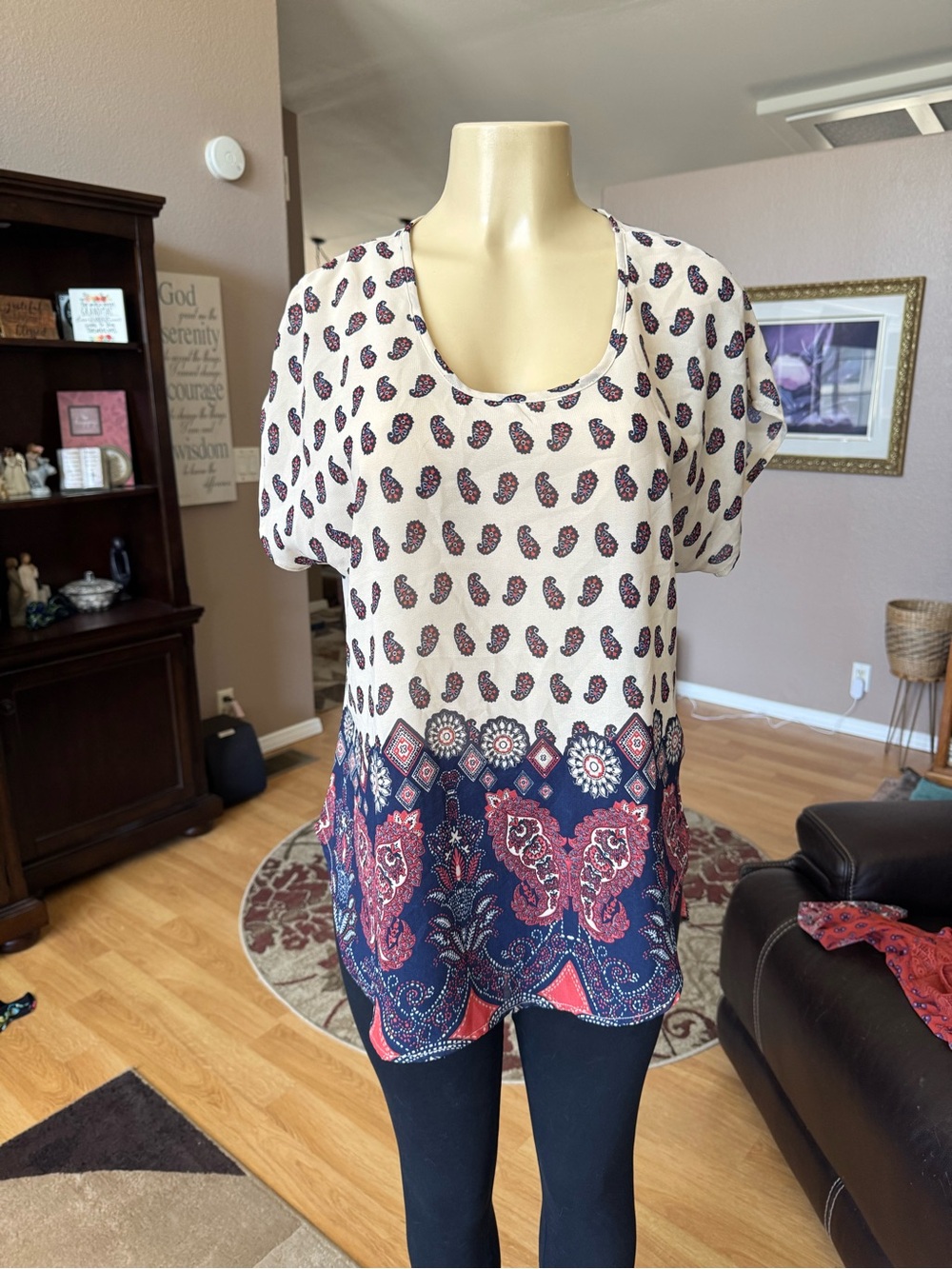 Live 4 Truth boho paisley sheer short sleeve blouse-size M